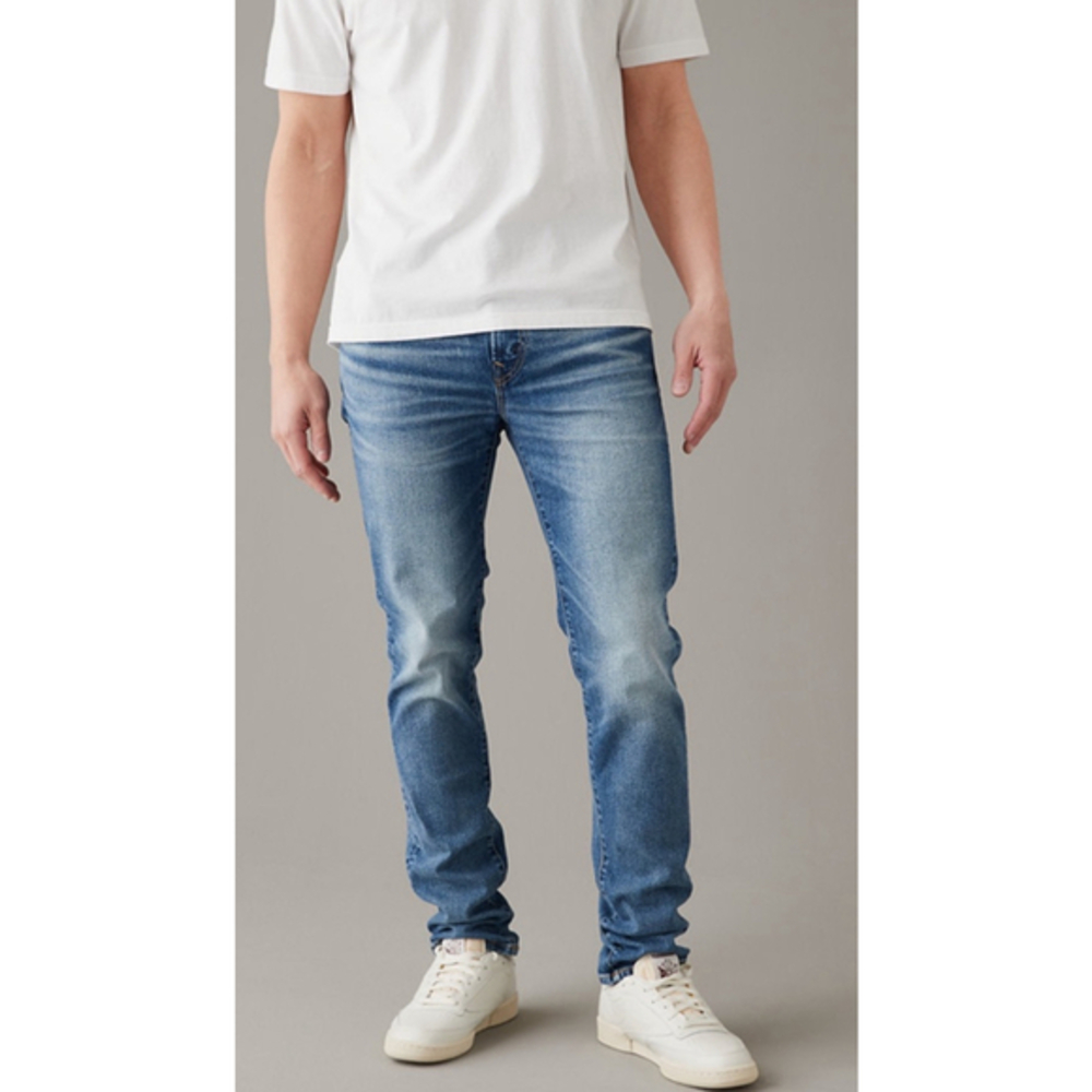 American Eagle men’s slim medium wash jeans size 29